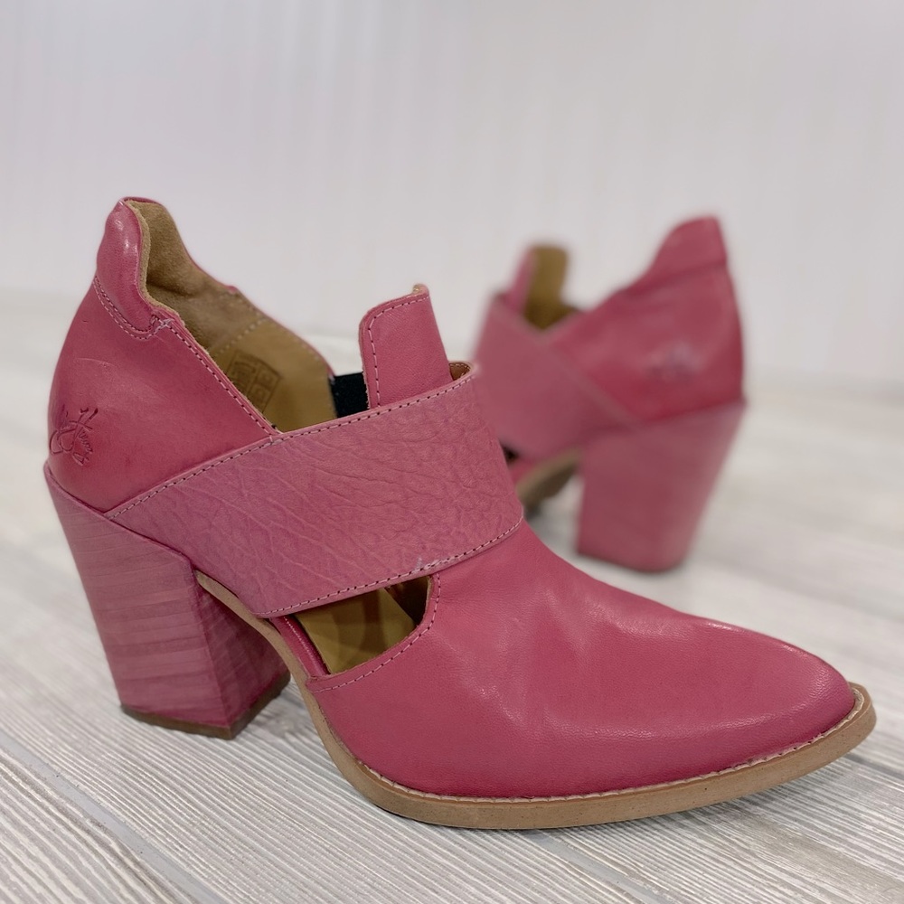 John Fluevog Pink Leather Entrance Room 502 Ankle Boots - sz 9